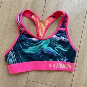 Girls under Armour sports bra